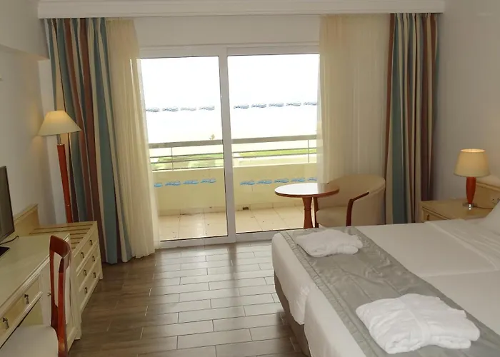 Kipriotis Panorama Hotel & Suites