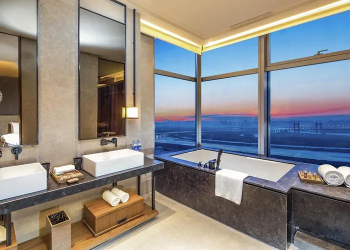 Aoluguya - The Unbound Collection By Hyatt