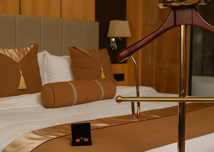 The Belwoods Hotel Near Igi Delhi