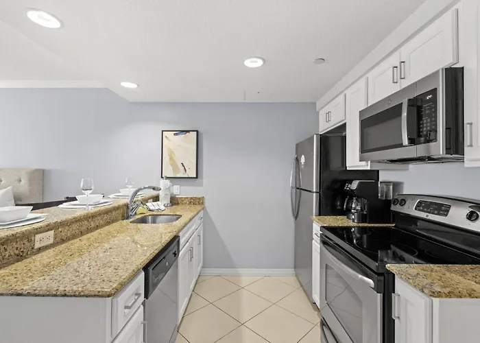 833 Aqualea / Beachfront Resort Clearwater Beach