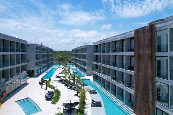 Porto Alto Resort
