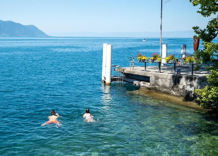 Hotel near College: Montreux Youth Hostel