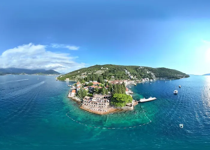 Forte Rose Hotel