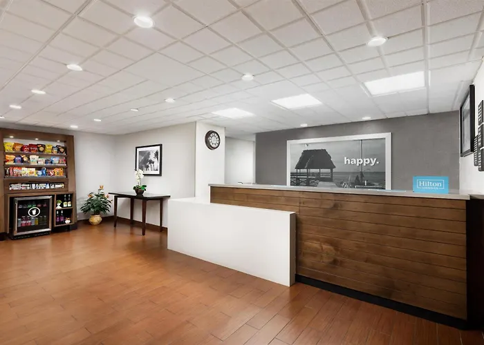 Hampton Inn Naples-Central