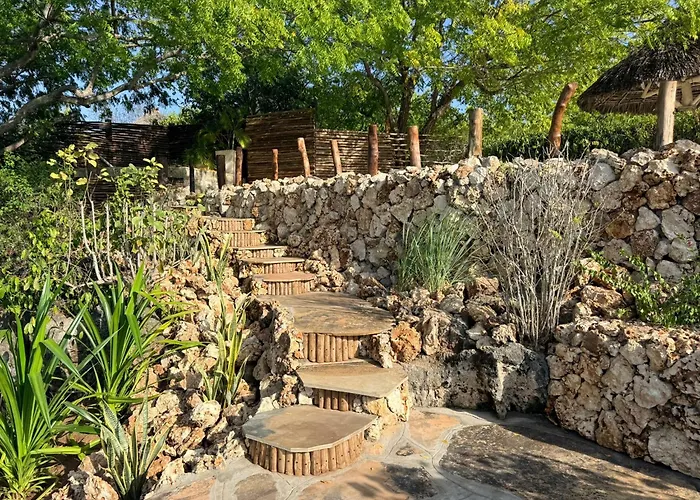 Rock And Sea Resort
