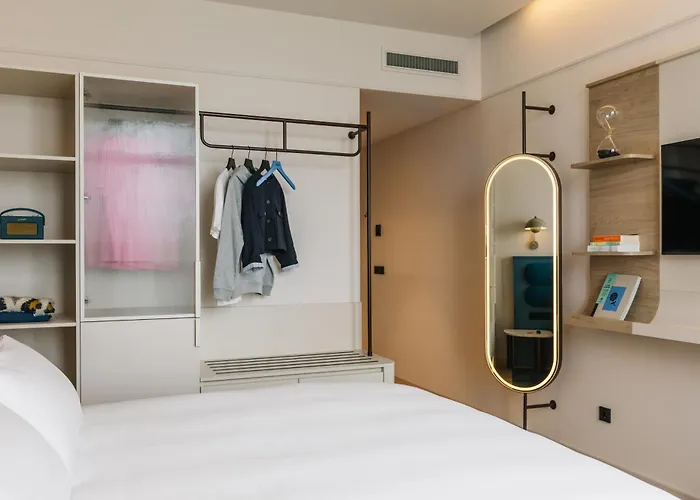 Social Hub Amsterdam City Extended Stay