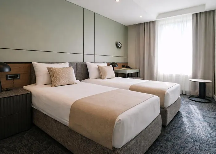 Resort: Hotel Hedonic