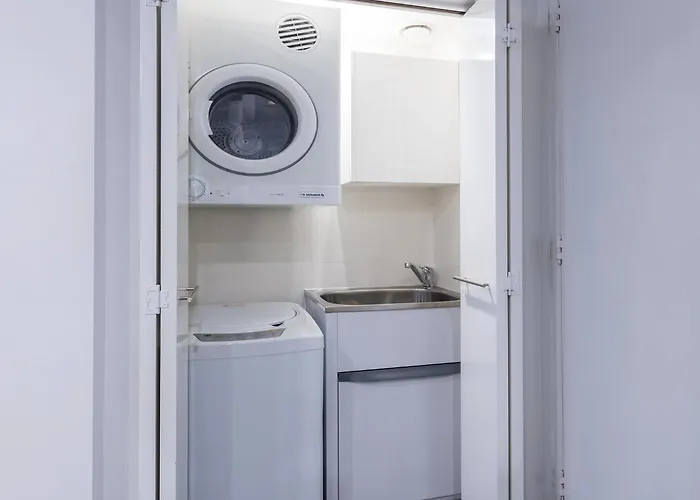 Meriton Suites Church Street, Parramatta