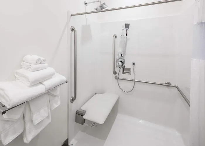 Ramada By Wyndham Revelstoke