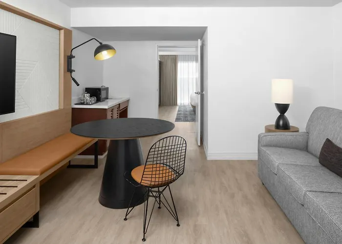 Sheraton Suites Fort Lauderdale At Cypress Creek
