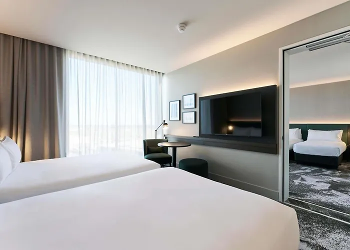 Luxury hotel only: Novotel Melbourne Airport