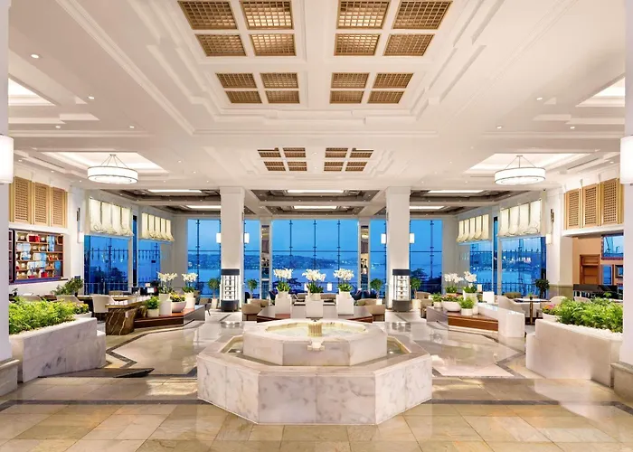 Luxury hotel only: Swissotel The Bosphorus Istanbul