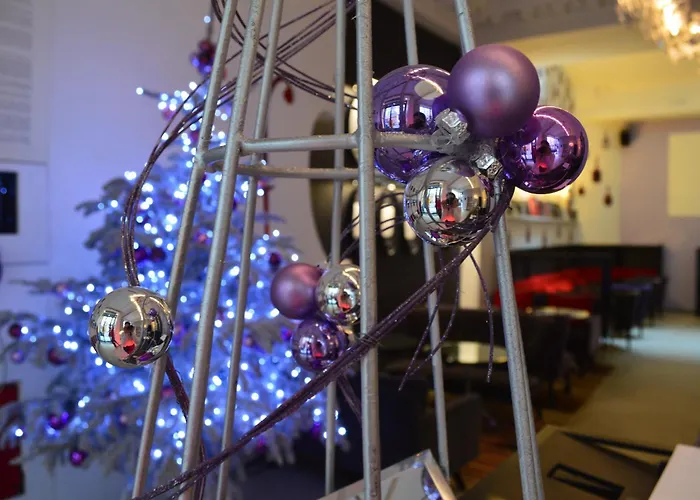 Hotel Du Triangle D'Or