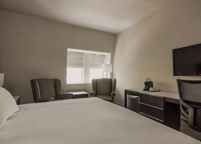 Boutique hotel only: Hotel Chateau Laurier Quebec