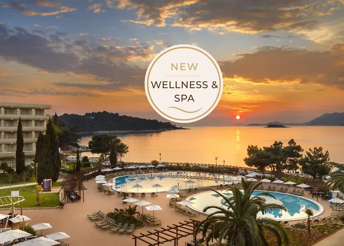 Luxury hotel only: Remisens Hotel Albatros