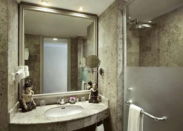 The Phoenix Hotel Yogyakarta - Handwritten Collection