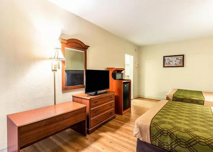 Econo Lodge Lake City-North
