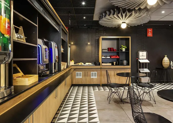 Ibis Marseille Centre Prefecture