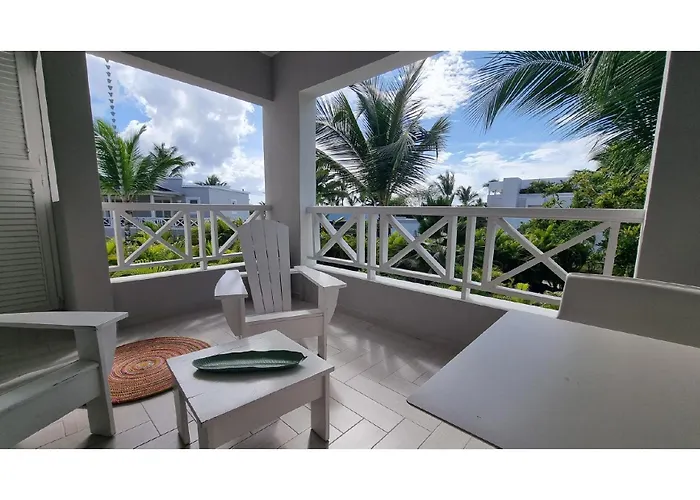 Tracadero Beach Resort