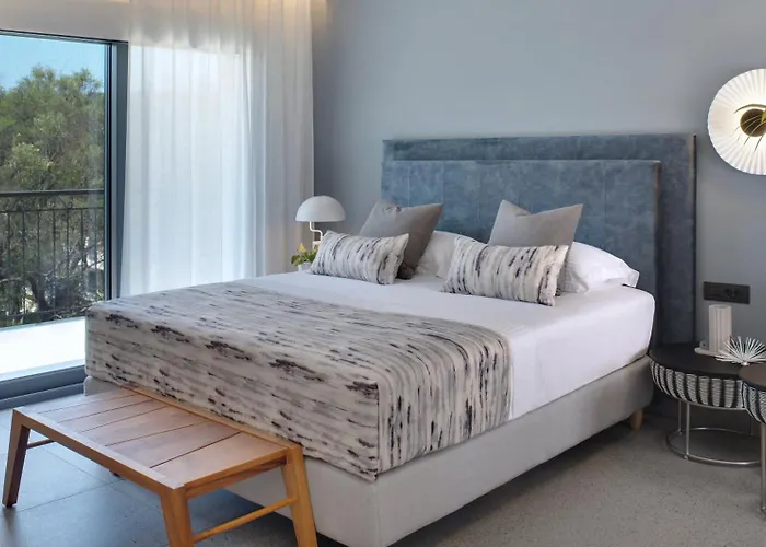 Vakantieverhuur: Charisma Boutique Hotel