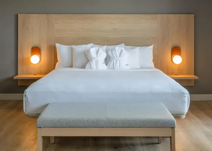 Norwood Hotel