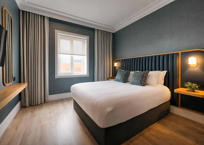 Premier Suites , Leeson Street