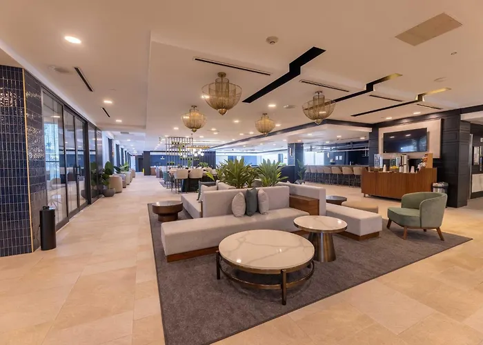 Crowne Plaza Galleria Area By Ihg