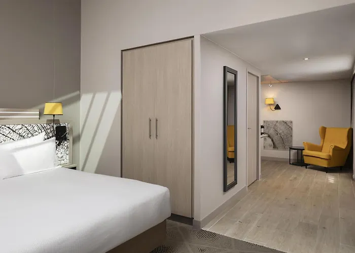 Dog friendly hotels Hilton Garden Inn Paris La Villette