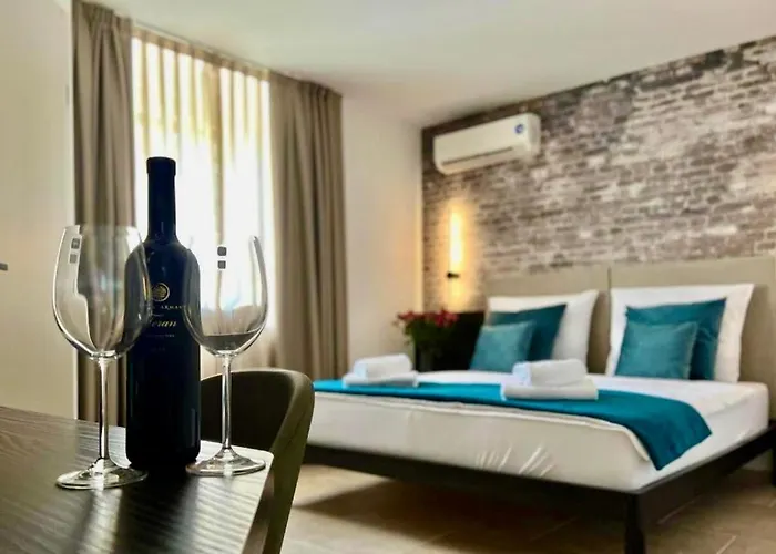 Arena Prestige Rooms