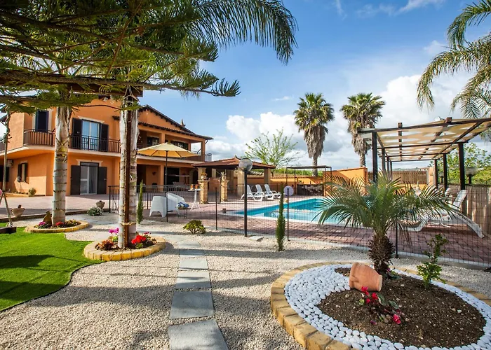  Gioiosa Vacation In Sicily With Private Fenced Pool & Hydro-Massage Please Read, Leggete, Host Info Before Requesting