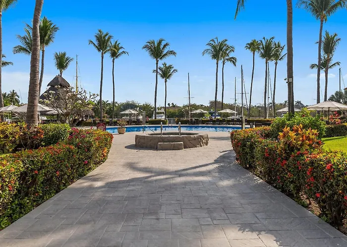 Grand Marina Villas