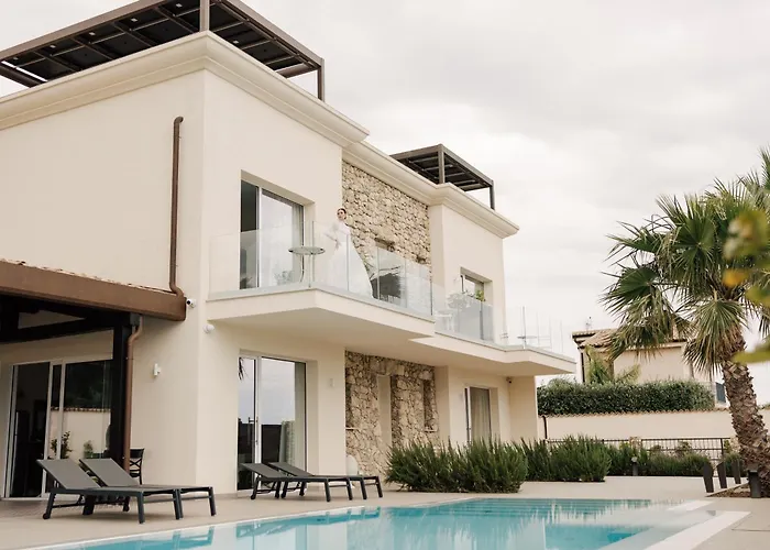 Limonaia Luxury Villa