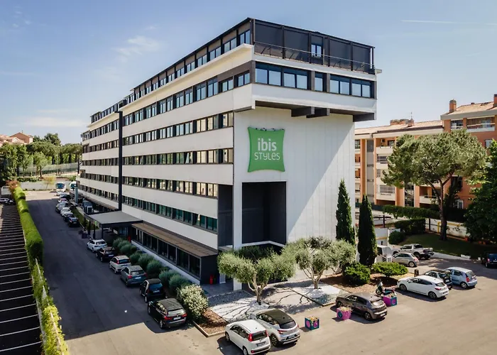  Ibis Styles Roma Aurelia