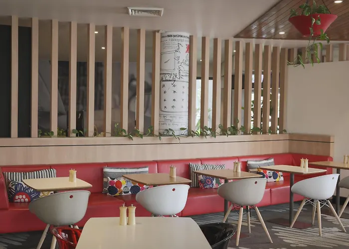 Cheap hotel: Ibis Sydney Airport