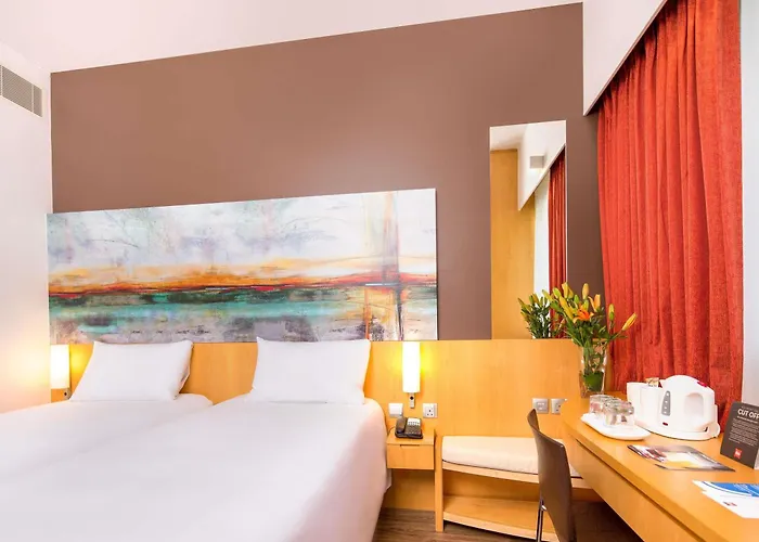 Günstiges Hotel: Ibis Dubai One Central