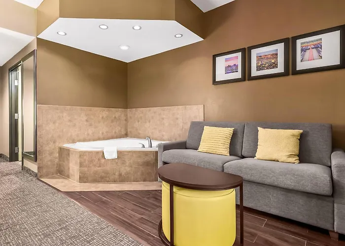 Comfort Suites El Paso West