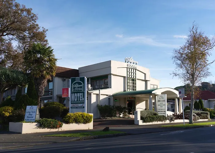 Alpers Lodge & Conference Centre