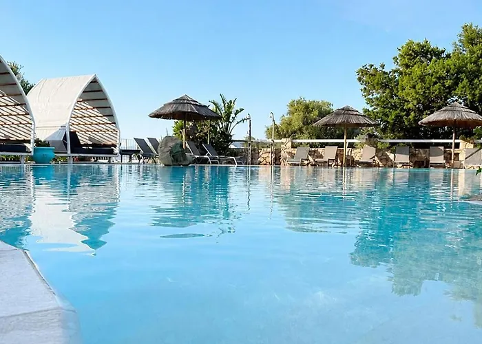Hotel Con Piscina I Ginepri