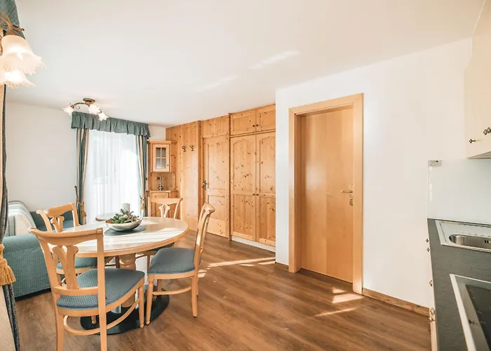 Garni Hotel Miara - Your Dolomites Home