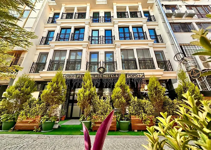 Familienhotels Pell Palace & Spa