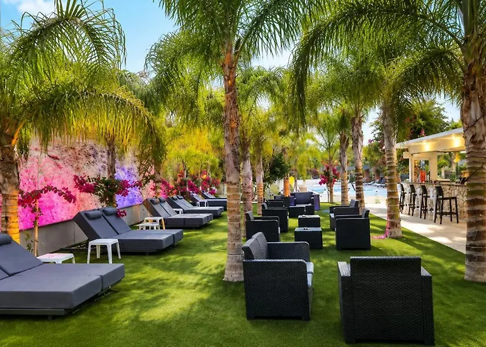 Corfu Hotel