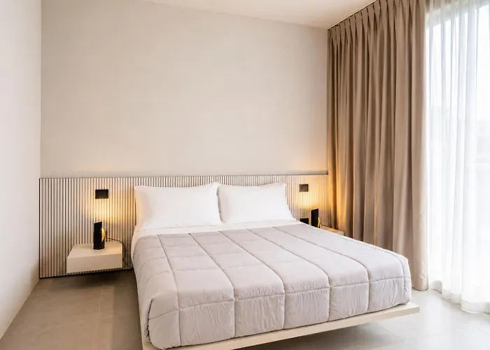 Amare Suite & Apartments