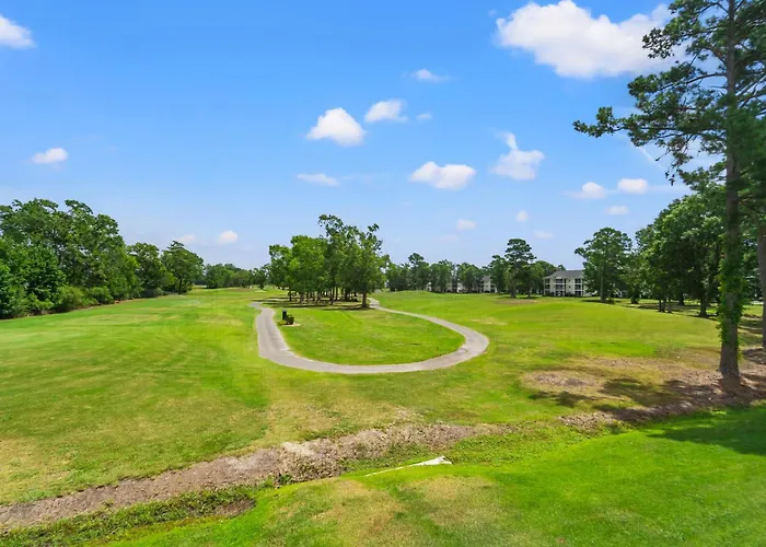 River Oaks Golf