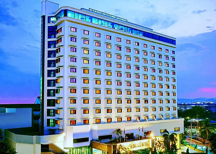 Lanna Palace 2004