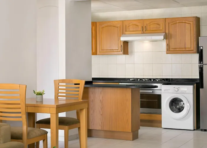 Roda Al Murooj Residences