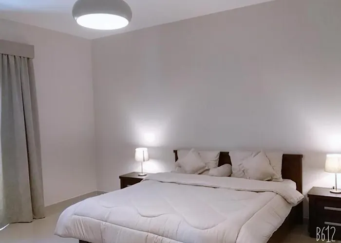 White Diamond Hotel Sari