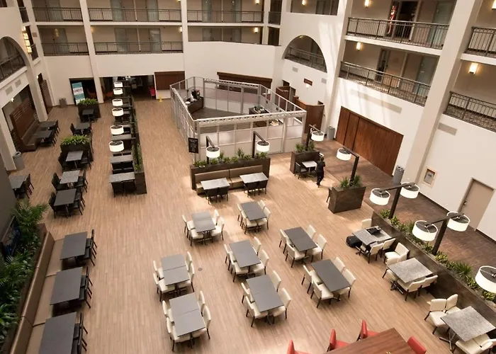 Embassy Suites By Hilton Detroit - Livonia/Novi