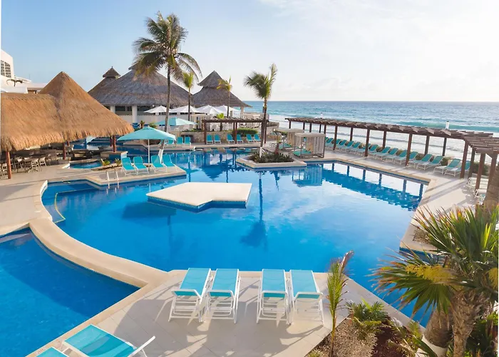 Hotels Close to Airport Royal Solaris Cancun
