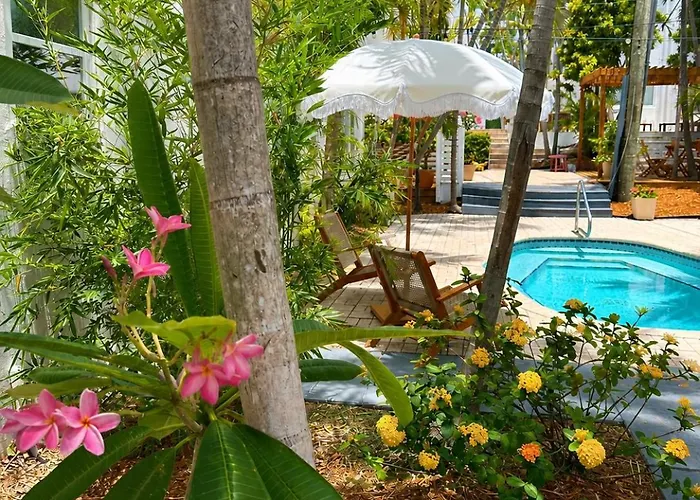 North Beach Hotel