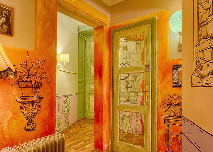 The Hostels Lavender Circus , Doubles & Ensuites